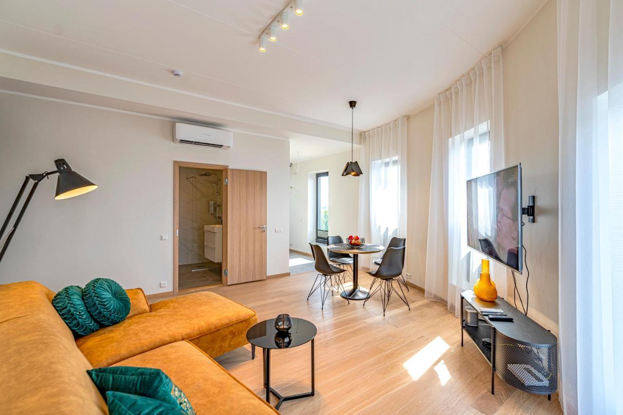 Artisa Riia Str 20B Luxury Penthouse Apartment Tartu Exterior foto