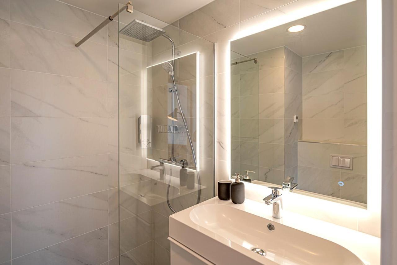 Artisa Riia Str 20B Luxury Penthouse Apartment Tartu Exterior foto